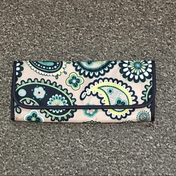 Thirty One Thermal Flat Iron Fold Over Paisley Day - Picture 2 of 6